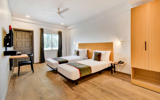 OYO Townhouse 146 Vijay Talkies