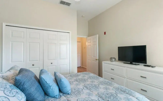Bahama Bay 806