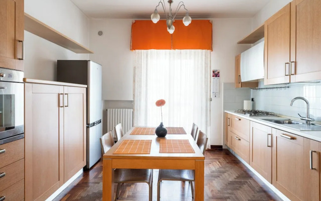 Roomy Family Apartment by Wonderful Italy