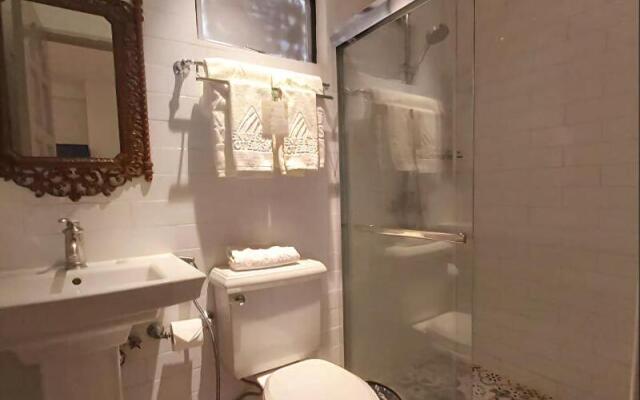 Avenue Suites Hotel