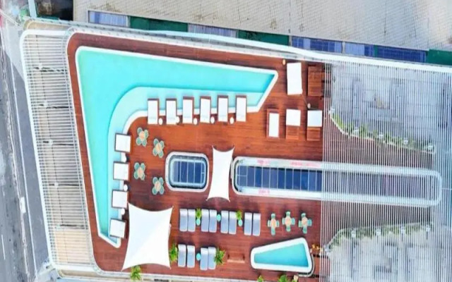 Setai Yacht Apart - Hotel by Lesuites