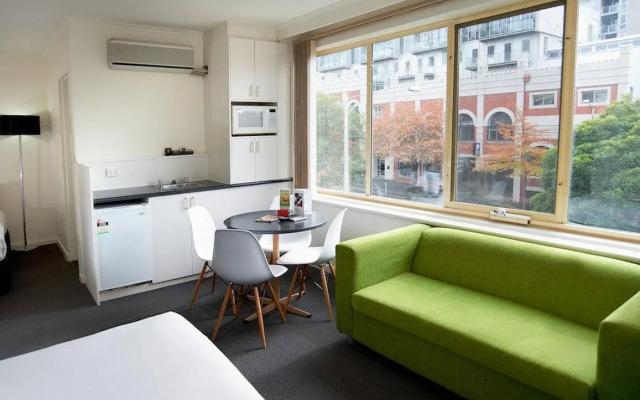 City Edge Serviced Apartments - East Melbourne