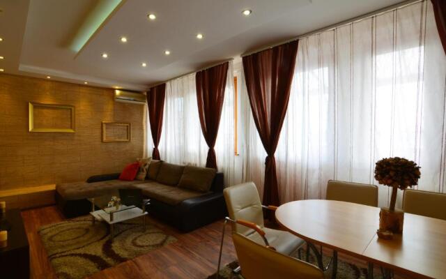 Apartment Dositejeva