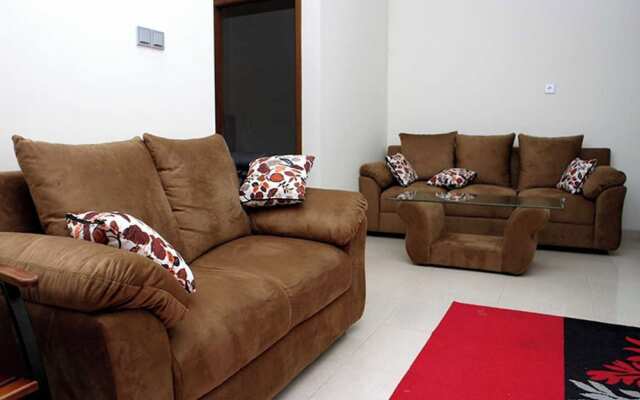 EXPRESS O 92106 Nayus Homestay Syariah