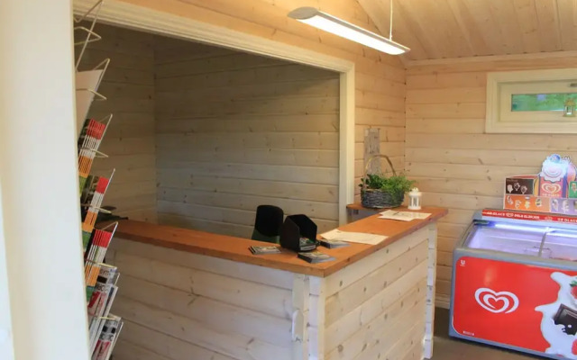 Långsjön Stugor & Camping