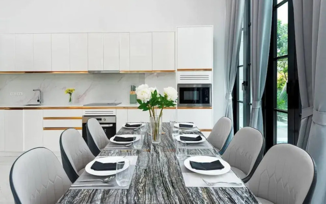 Stylish 7beds Poolhouse With Cinema & Lift - 2min to BTS