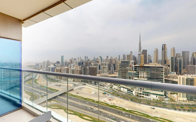 Business Bay - Damac Towers Paramount B 3801