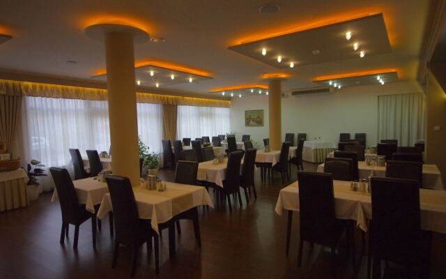 Hotel Vadászkürt Superior