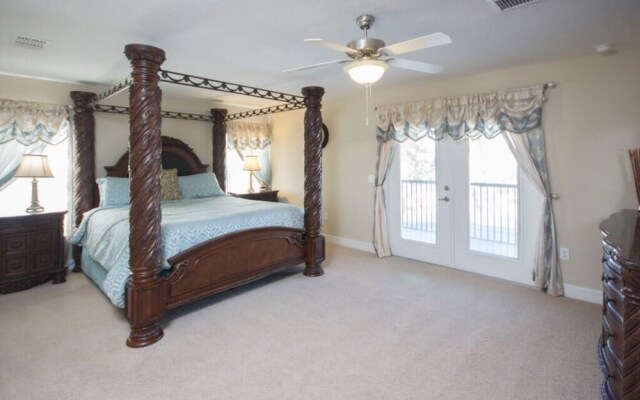 Carl's West Haven Vacation Home