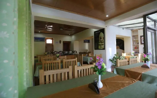 Hotel lhalingkha