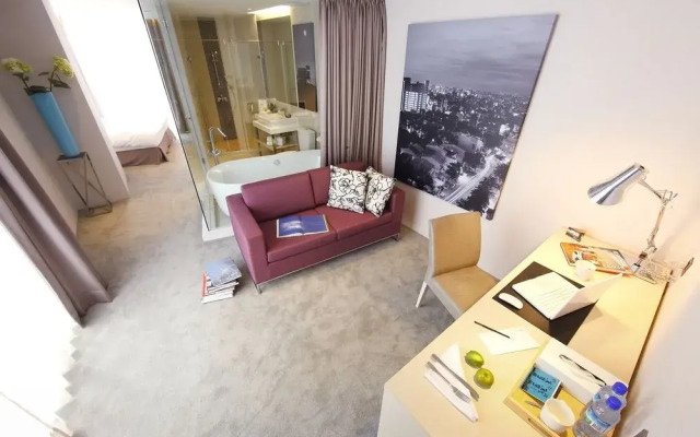 Day Plus Boutique Hotel