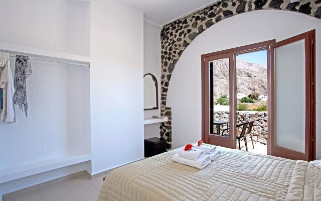 The Birds Villa included Car rental