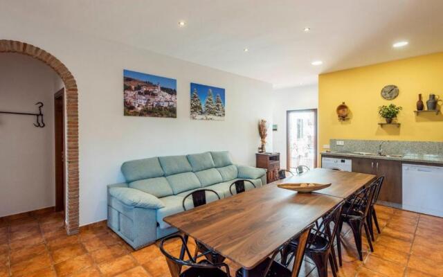 Casa Rural Sierra de las Nieves Yunquera by Ruralidays