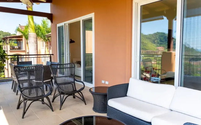 CR Luxury Altavista 2B 3 Bdrm
