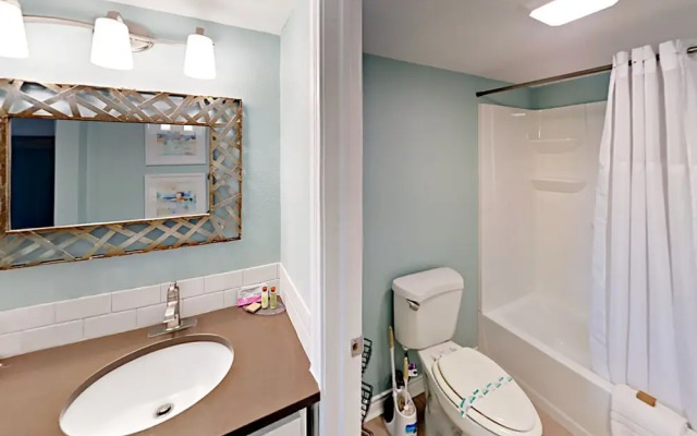 111 Sea Breeze - 1 Br Condo
