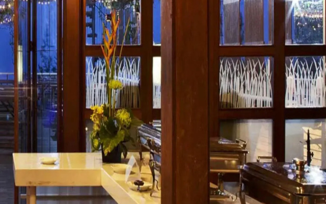 Vila Air Natural Resort