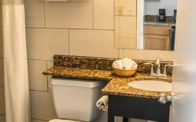 WindWater Hotel and Marina