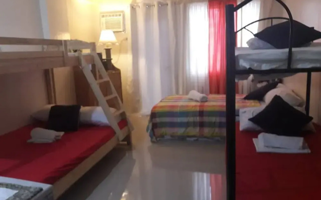 Guesthouse Behind the Airport