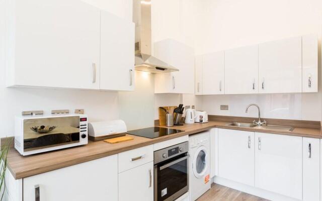 Stylish Executive Apartment - Coventry City Centre