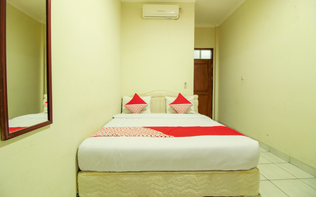 Hotel Astria Graha – Guest Rooms – Bandung