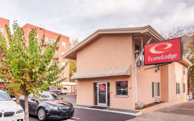 Econo Lodge Portland City Center