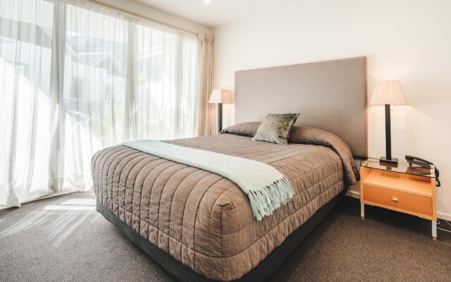 Blue Peaks Apartments