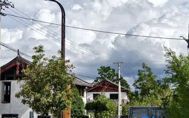 Yulong Mujianshan Homestay