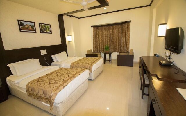 Grand Sarovar Portico