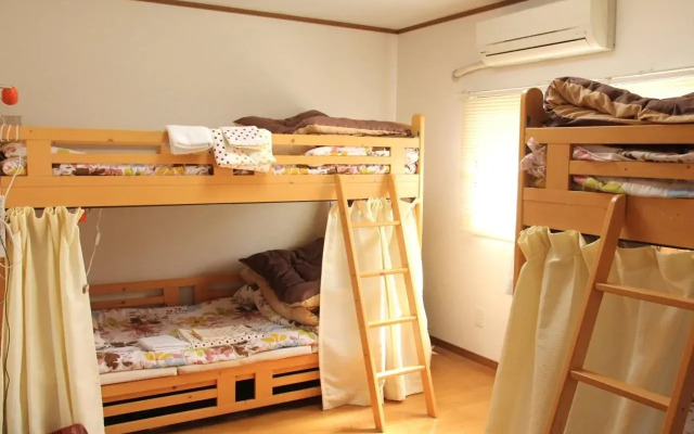 Guest House Carpe Hiroshima Koi - Hostel