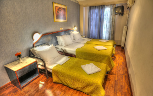 Argo Hotel
