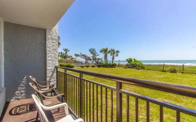 Oceanfront Suite Grande Cayman 124