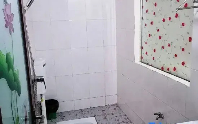 Longji Riyue Building