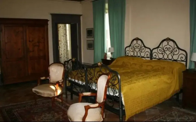 Villa Lombardi - Dell'Aglio B&B