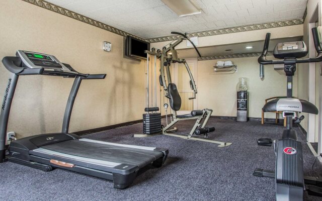 Studio 6 Suites Clarion, PA