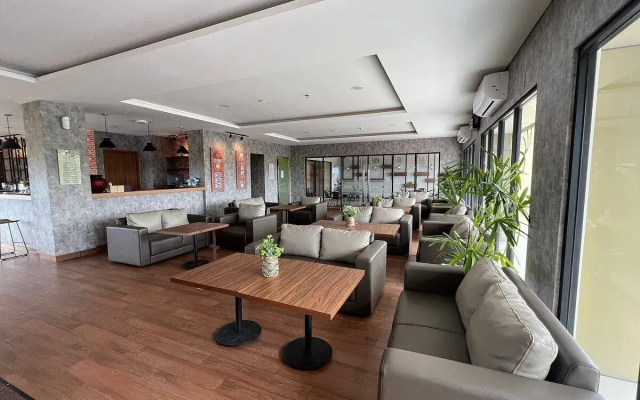 Grand Papua Hotel Sentani