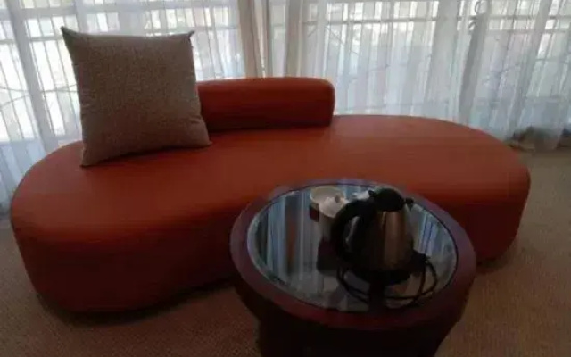 Huaxia Hotel