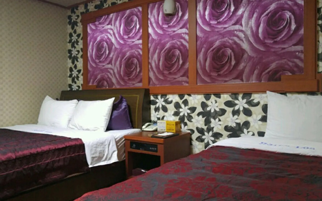 Loa Hotel