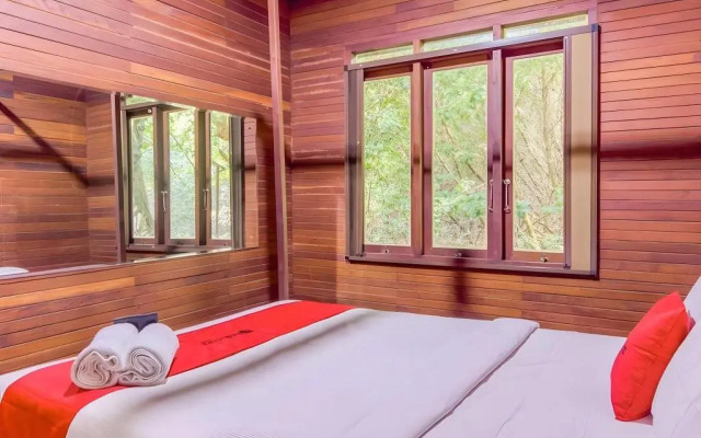 RedDoorz Resort @ Taman Wisata Mangrove