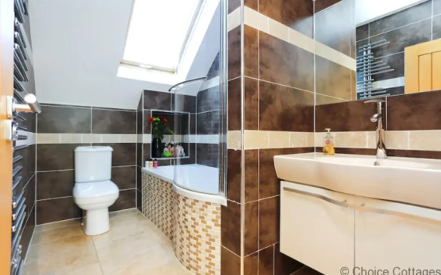 Croyde Waves 4 Bedrooms