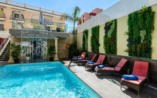 Moon Dreams Torremolinos Hotel (Adults Only)