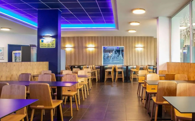 Отель ibis budget Paris Porte de Montmartre