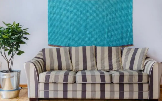 Smoking Dogs Apartment