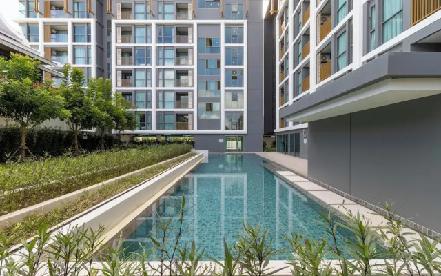 New Condo Near Beach Prime Location C228