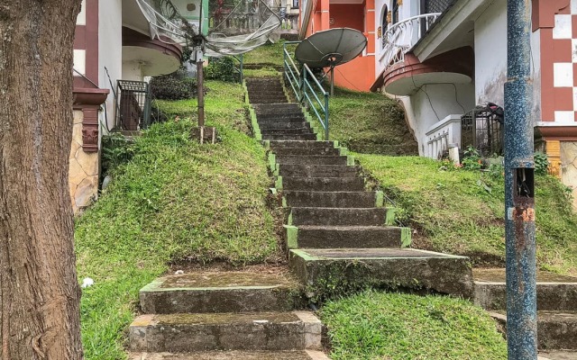 Villa MB 1 Kota Bunga RedPartner