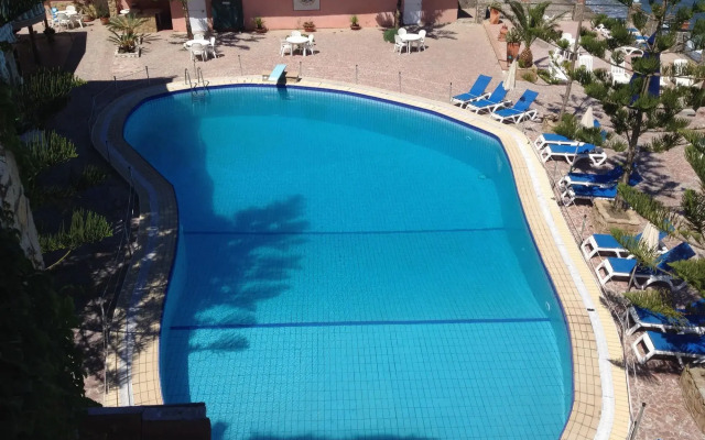 Hotel La Playa Blanca