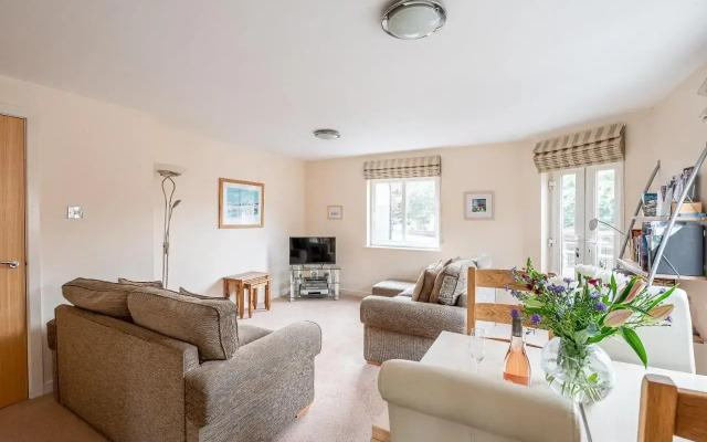 4 Crambeck Court