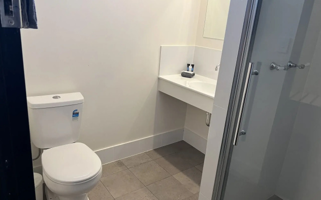 Albert Park Motor Inn