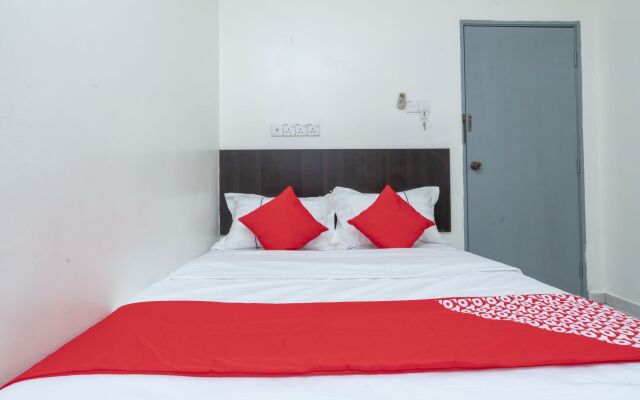 Fully Hotel Desa Tebrau