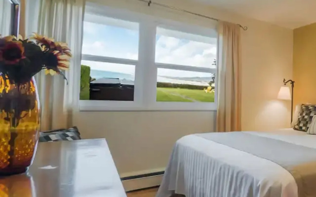 Seaside Vacation Homes