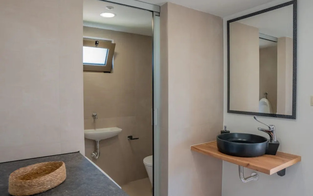 Avelia Luxury Villa With Private Pool